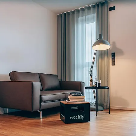 מלון דירות Weekly Boardinghouse 3*