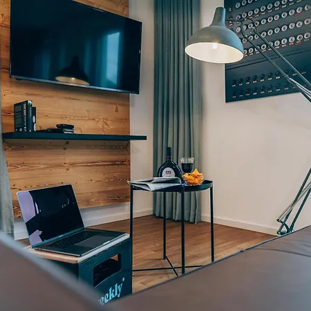 Weekly Boardinghouse Aparthotel